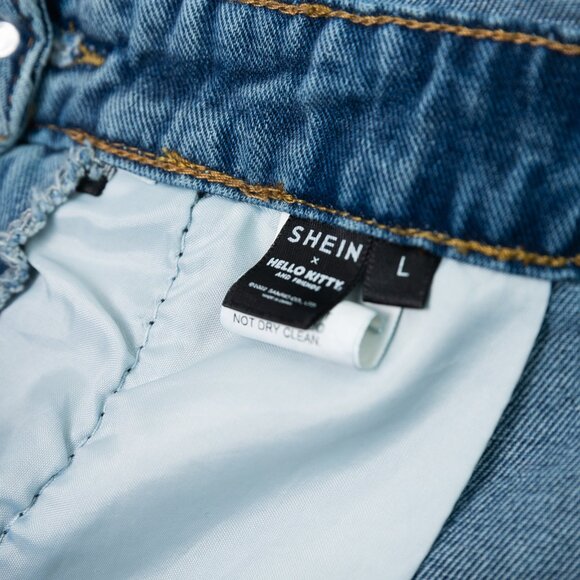 Hello Kitty Overalls - Picture 3 of 4